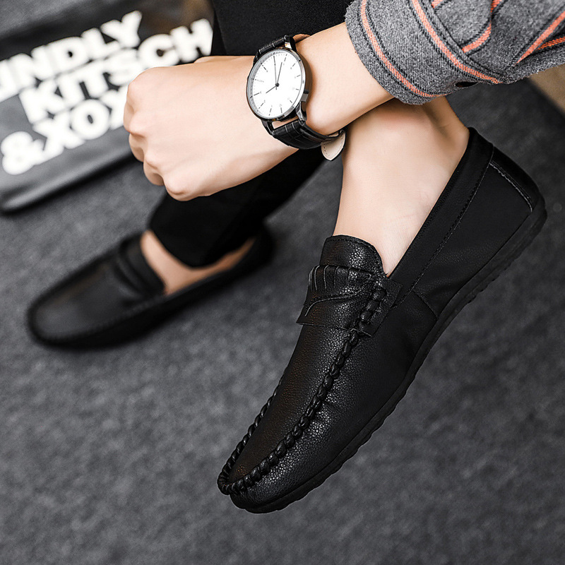 Spring and Summer Men's Shoes Low-top Bean Shoes All-match Casual Shoes Breathable Leather Shoes Black Work Shoes Slip-on