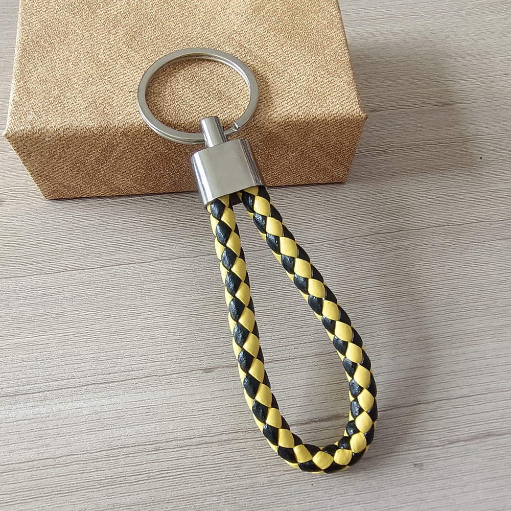 New woven leather rope key chain creative backpack pendant key chain to push small gift car key chain wholesale