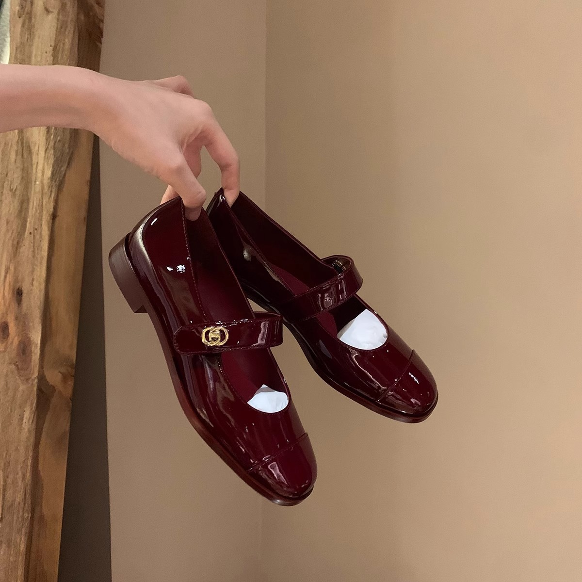 In stock and fast delivery! Grape mom's same style shoes Su lishao women's chic round toe with chunky heel Mary Jane single-layer shoes women
