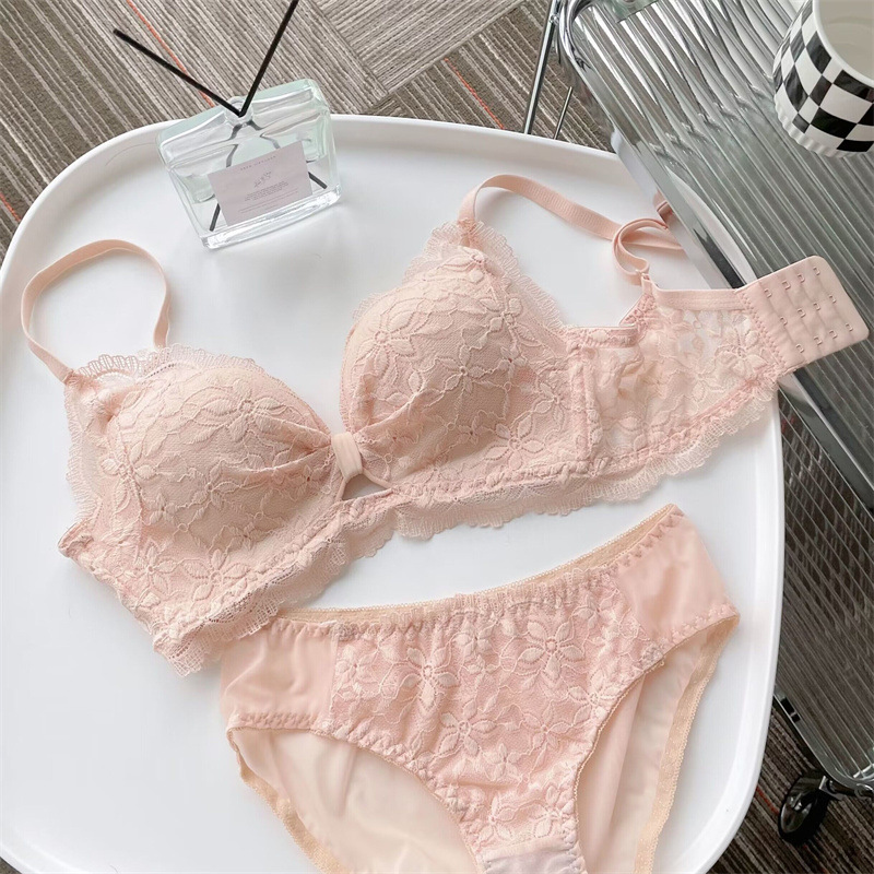 セクシーで甘い無鋼輪下着には、女性の美背ブラジャーの副乳調整型ブラジャーセットがあります。|undefined
