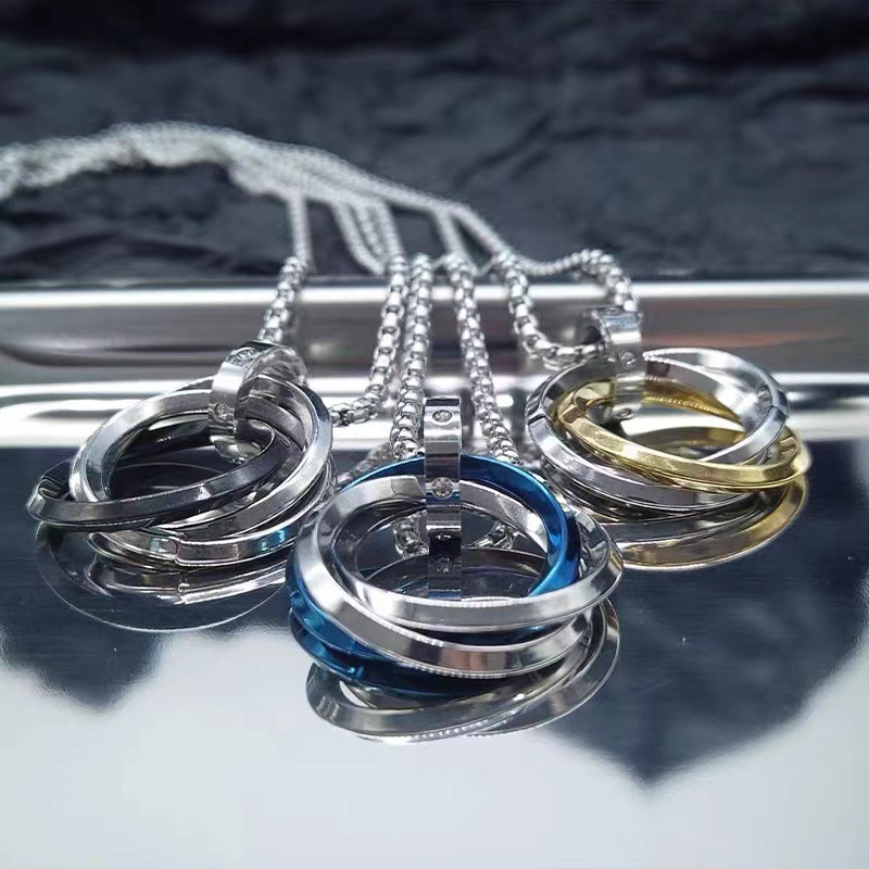 European and American stainless steel three-ring necklace hot-selling simple non-fading hip-hop titanium steel necklace diamond pendant for boys