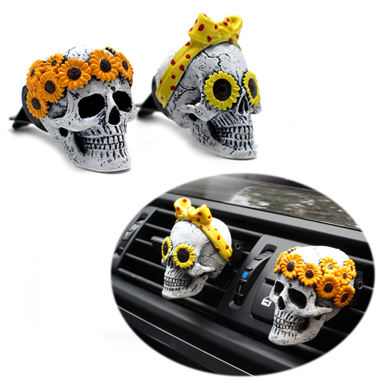Cross-border new suit ghost head aromatherapy resin plug-in creative car aromatherapy ornaments car accessories Gifts Wholesale
