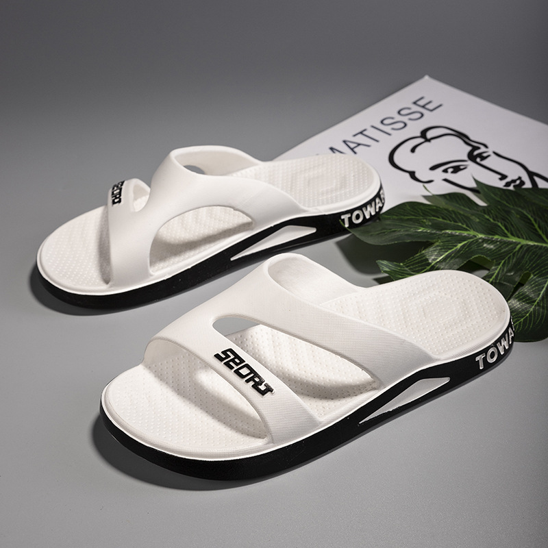 Wholesale new Korean style slippers men's outdoor wear summer household thick-soled indoor and outdoor beach men's sandals