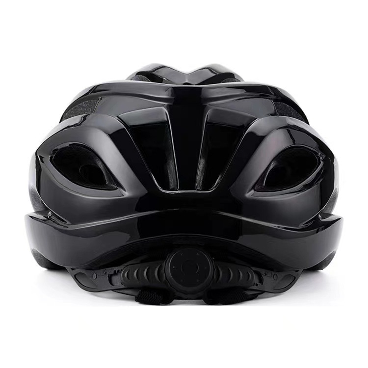 One-piece lightweight cycling helmet outdoor roller skating mountaineering Helmet helmet off-road mountain bike helmet
