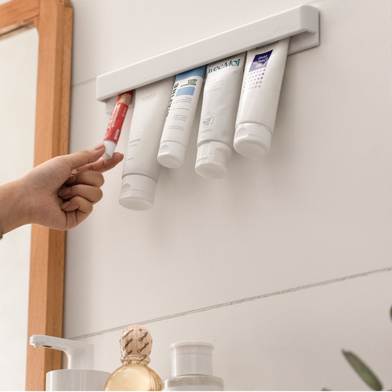 Long toothpaste storage clip wall-mounted punch-free facial cleanser clip non-slip squeeze artifact toothpaste clip one-piece delivery