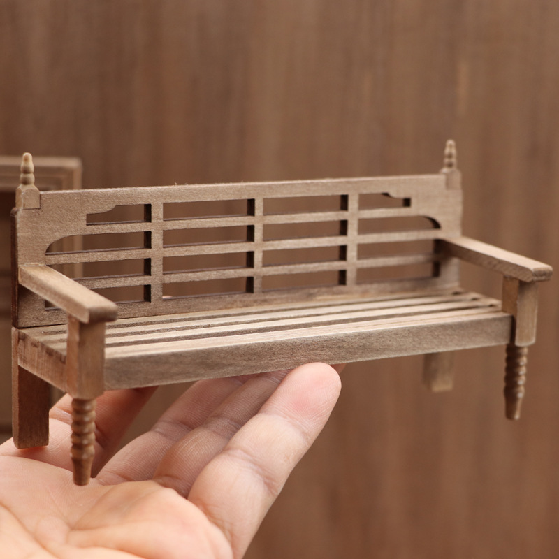 1:12 dollhouse dollhouse mini furniture micro scene model ornaments Park outdoor bench do old