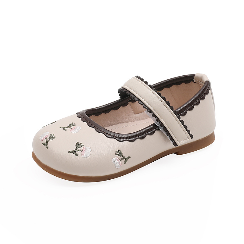 Children's leather shoes 2024 Spring and Autumn New girls' Korean style soft bottom little girl princess shoes single-layer shoes performance shoes wholesale
