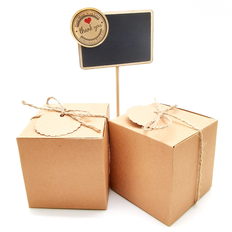 European-style square 7*7*7 years leather paper gift box wedding supplies candy box with hemp rope tag