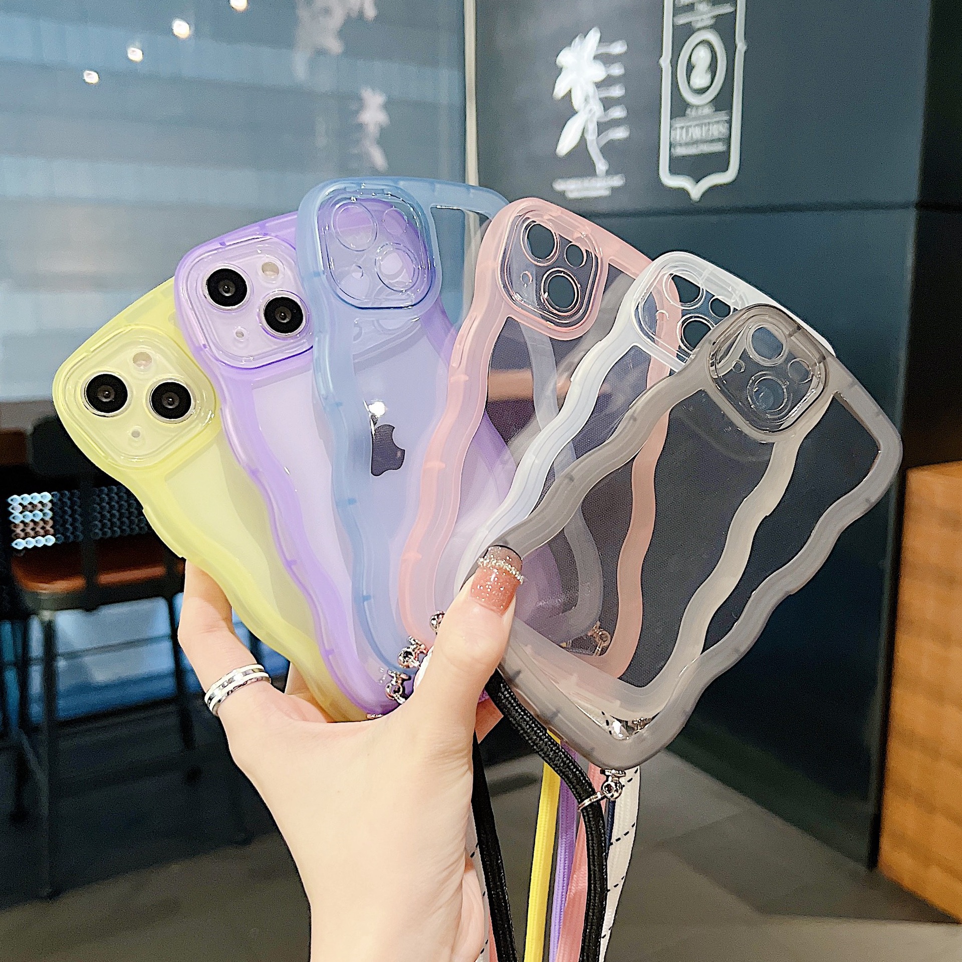 糖果波浪斜挎掛繩適用iphone15 Pro手機殼11蘋果13透明硅膠保護套