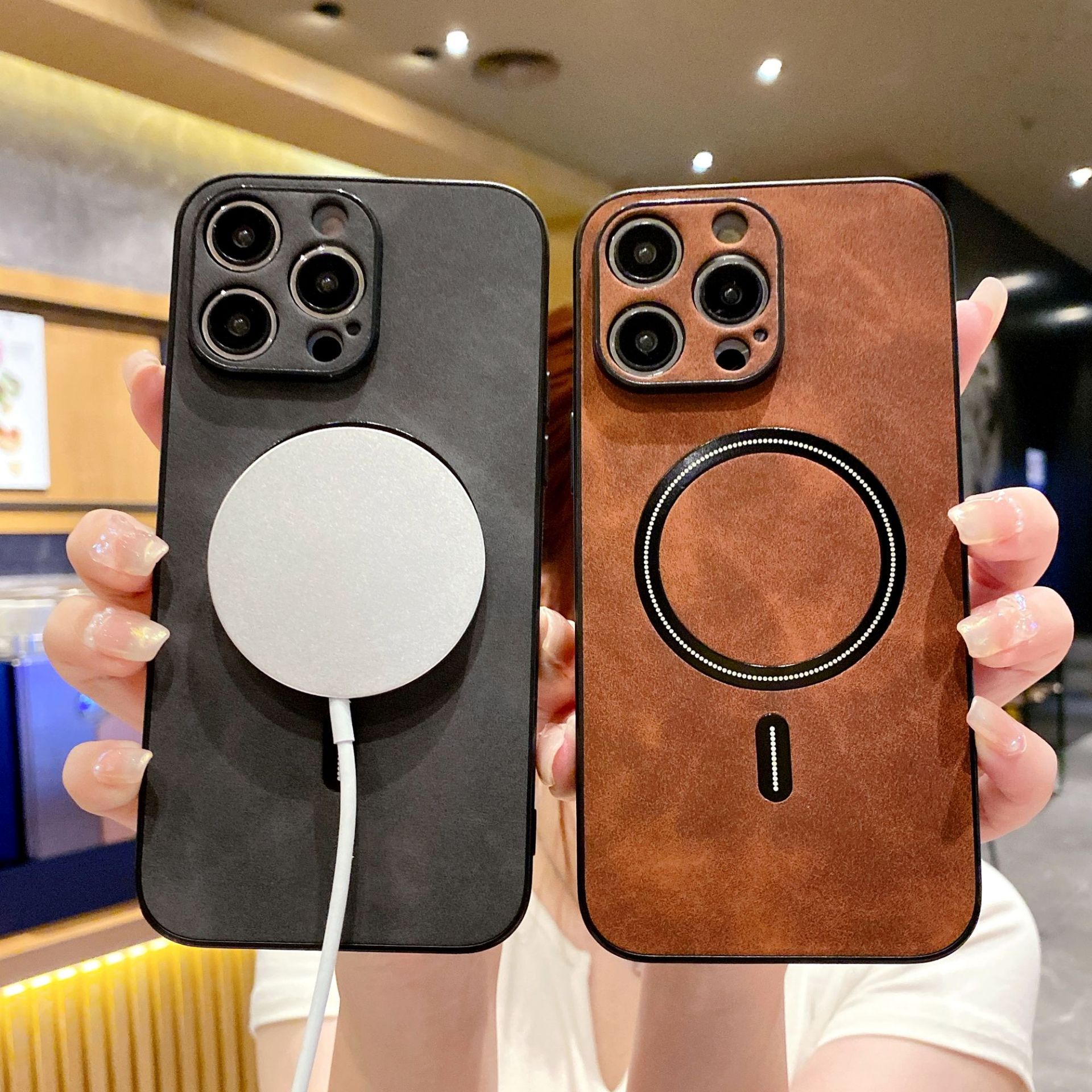 蘋果15羊巴皮無線充手機保護殼適用iphone14小羊皮磁吸全包手機殼