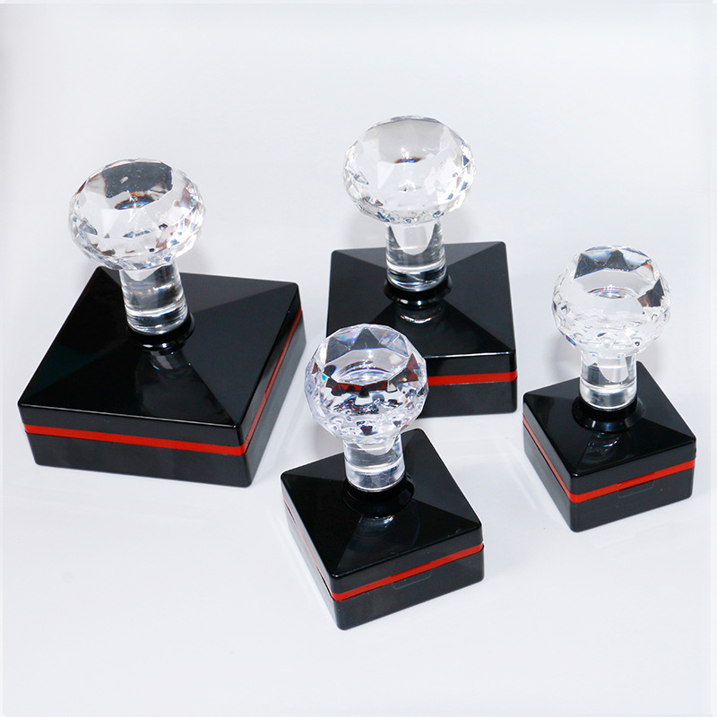 TH Tianhua seal with card ring edge sealing photosensitive seal with 4mm thick pad crystal handle seal material wholesale
