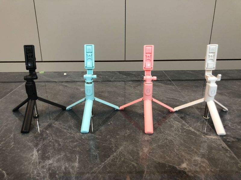 クロスボーダー工場直販R1S bluetooth自撮り棒三脚補光灯自撮り神器|undefined