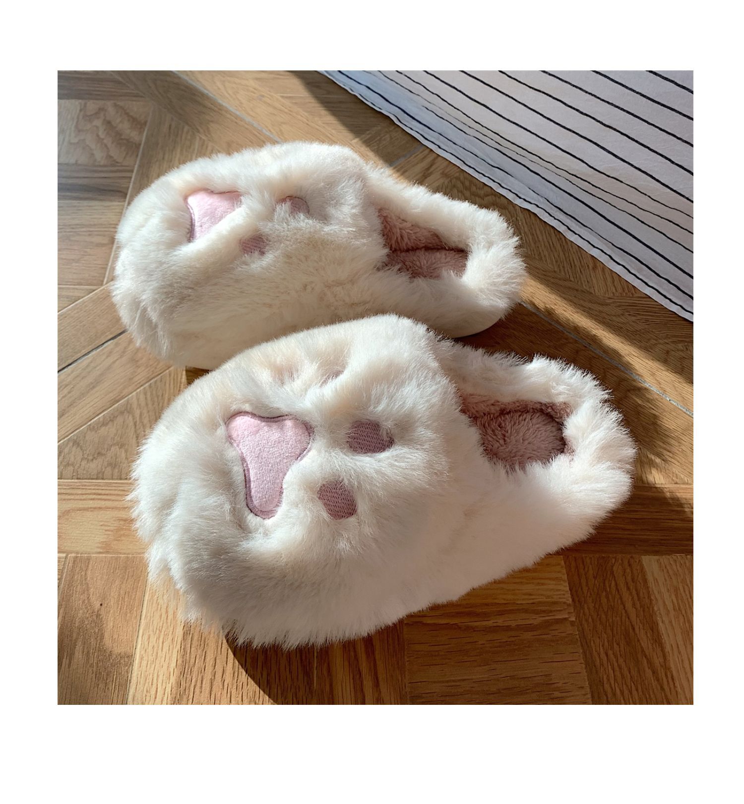 Pantoufles d'hiver en coton à demi-talon pour femme, style coréen, pour étudiante, en forme de cœur, douces et mignonnes, avec griffes de chat_voghion.com