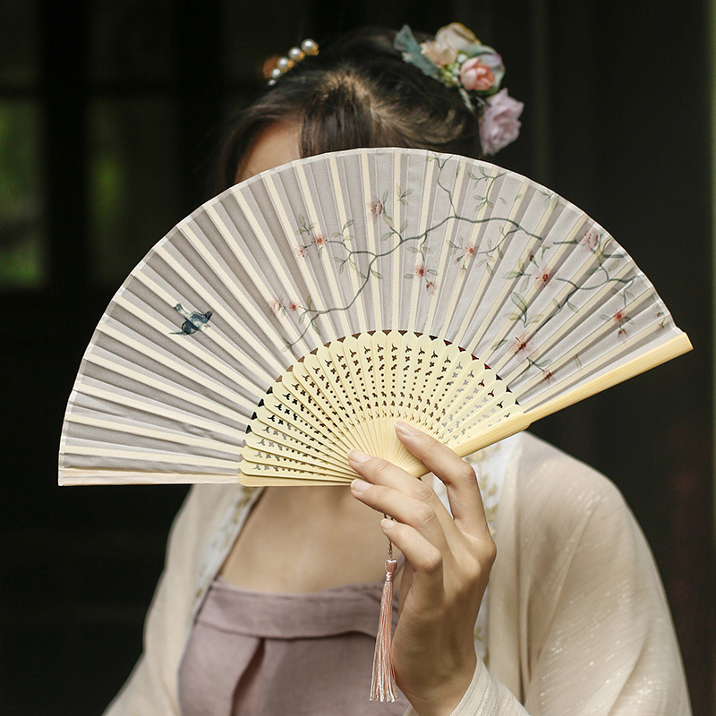 New Chinese Style Suzhou Retro Style Fan Folding Fan Summer Chinese Style Hanfu Portable Folding Fan Women's Small Fan
