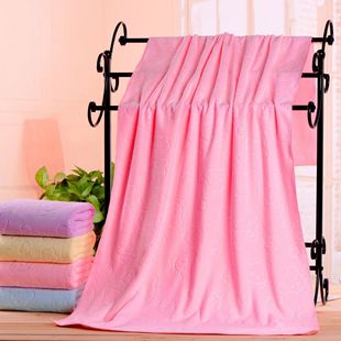 Microfiber embossed bear bath towel 70*140 beach towel absorbent soft no lint no fading
