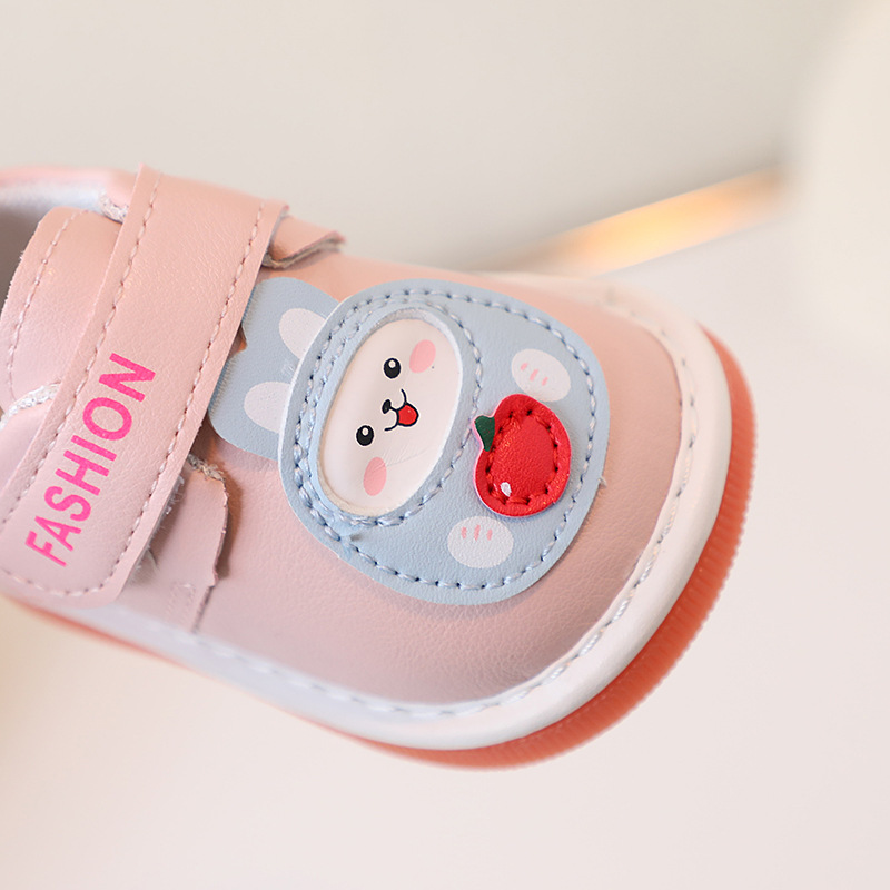 A generation of spring baby shoes princess shoes men's and women's soft-soled baby toddler shoes 0-1 years old 2 call shoes will ring