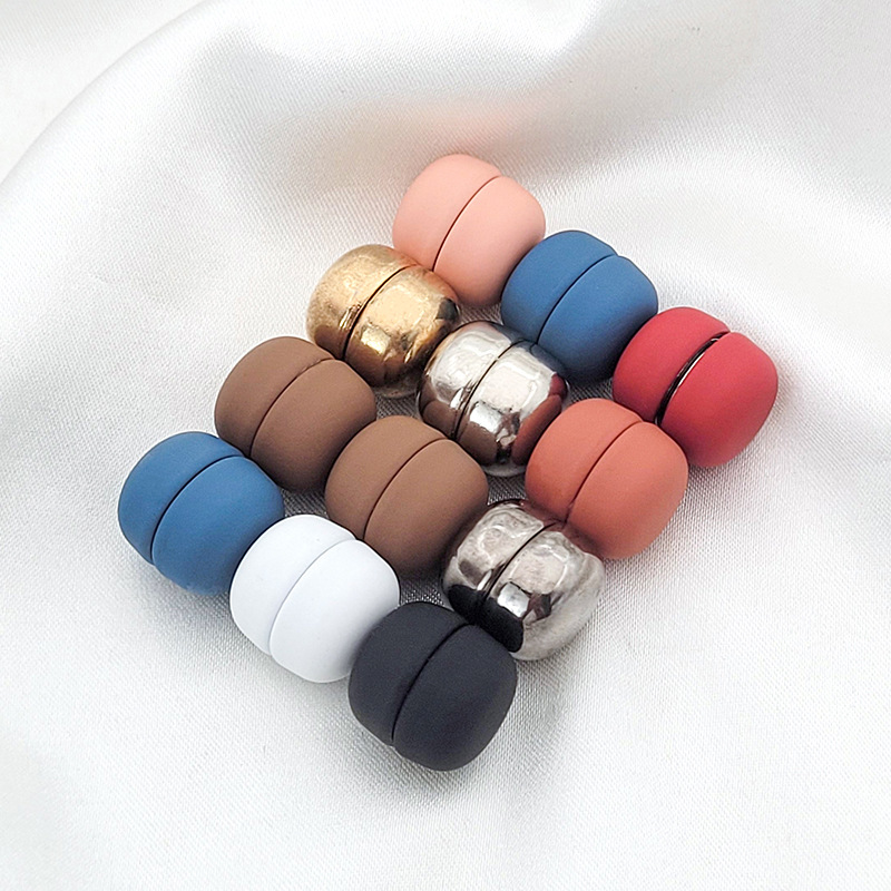 Cross-border macaron color silk scarf strong magnetic iron buckle brooch pin scarf shawl fixed dual-use anti-exposure buckle wholesale