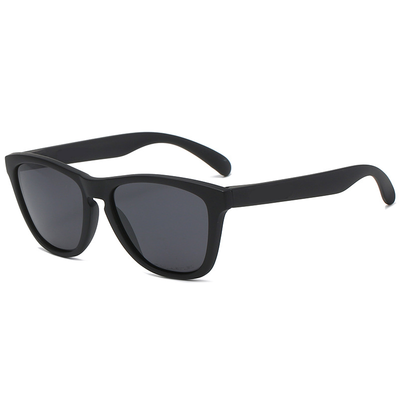 Europe and the United States polarized sunglasses outdoor sports riding glasses beach fishing driving sunglasses light plate printed LOGO