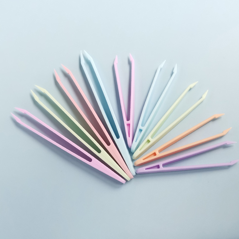 Macaron color goo card tweezers handmade DIY nail art hand account sticker pointed plastic tweezers can be ordered LOGO