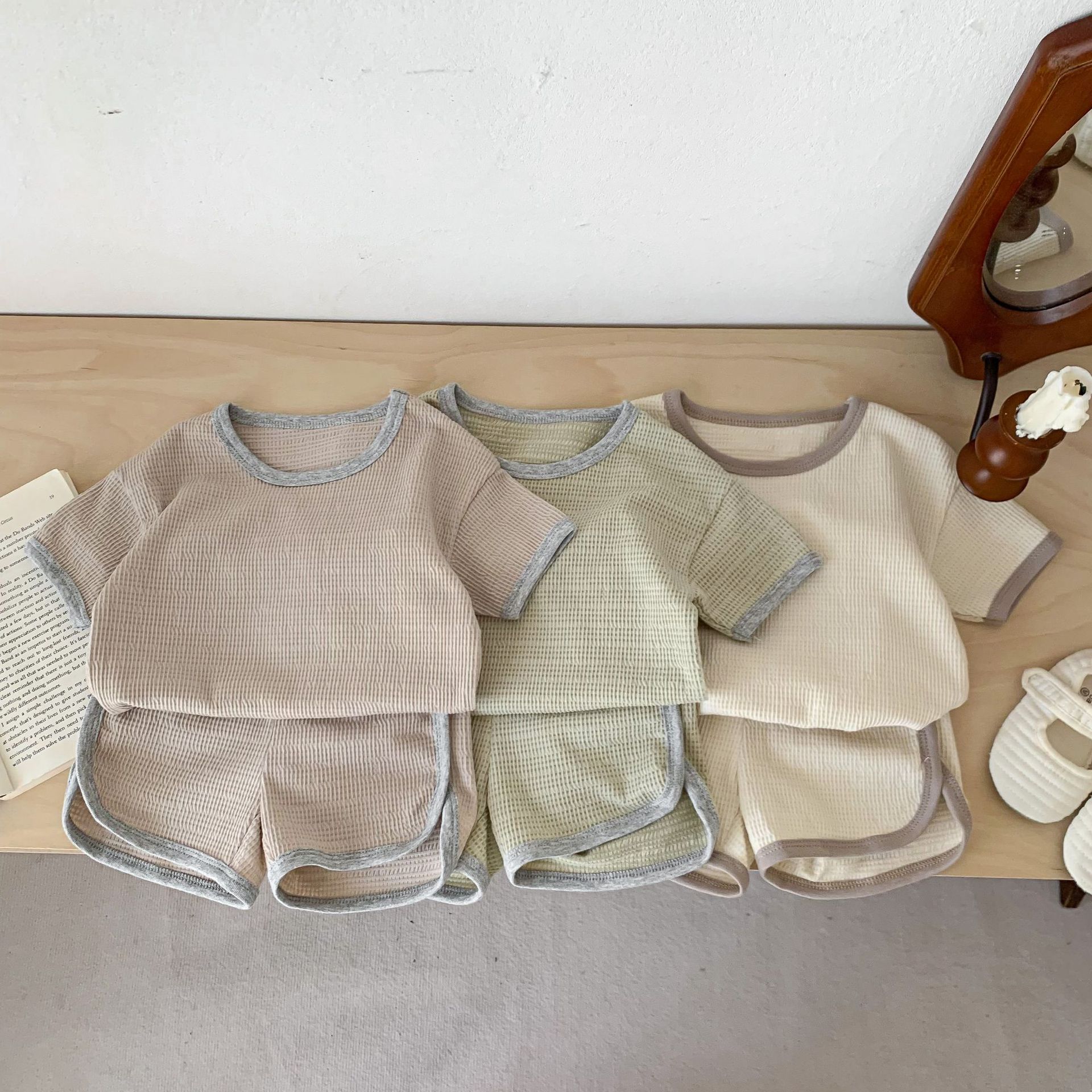 Korean style ins infant children's clothing waffle casual sports short sleeve suit boys and girls baby Summer cotton shorts two-piece set