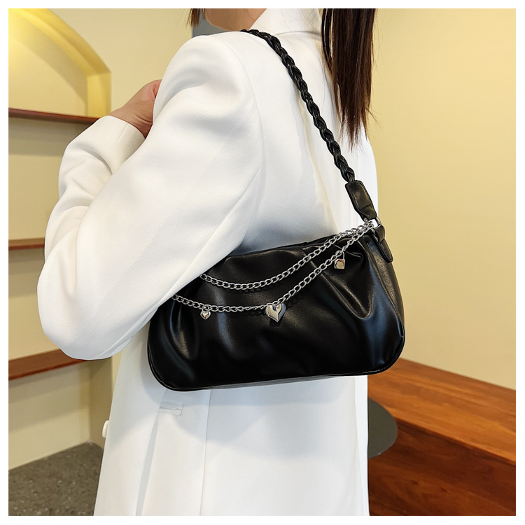 Niche Design Bag Women's Pleated Cloud Square Handbag Simple All-match Small Fresh Style Zipper Chain Underarm Bag_voghion.com