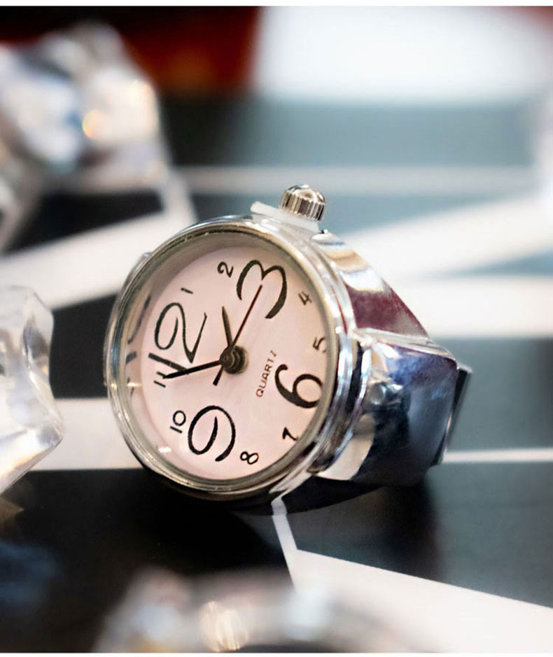 Personalized men's and women's finger watch hot sale couple ring watch korean fashion wholesale alloy silver shell factory direct batch