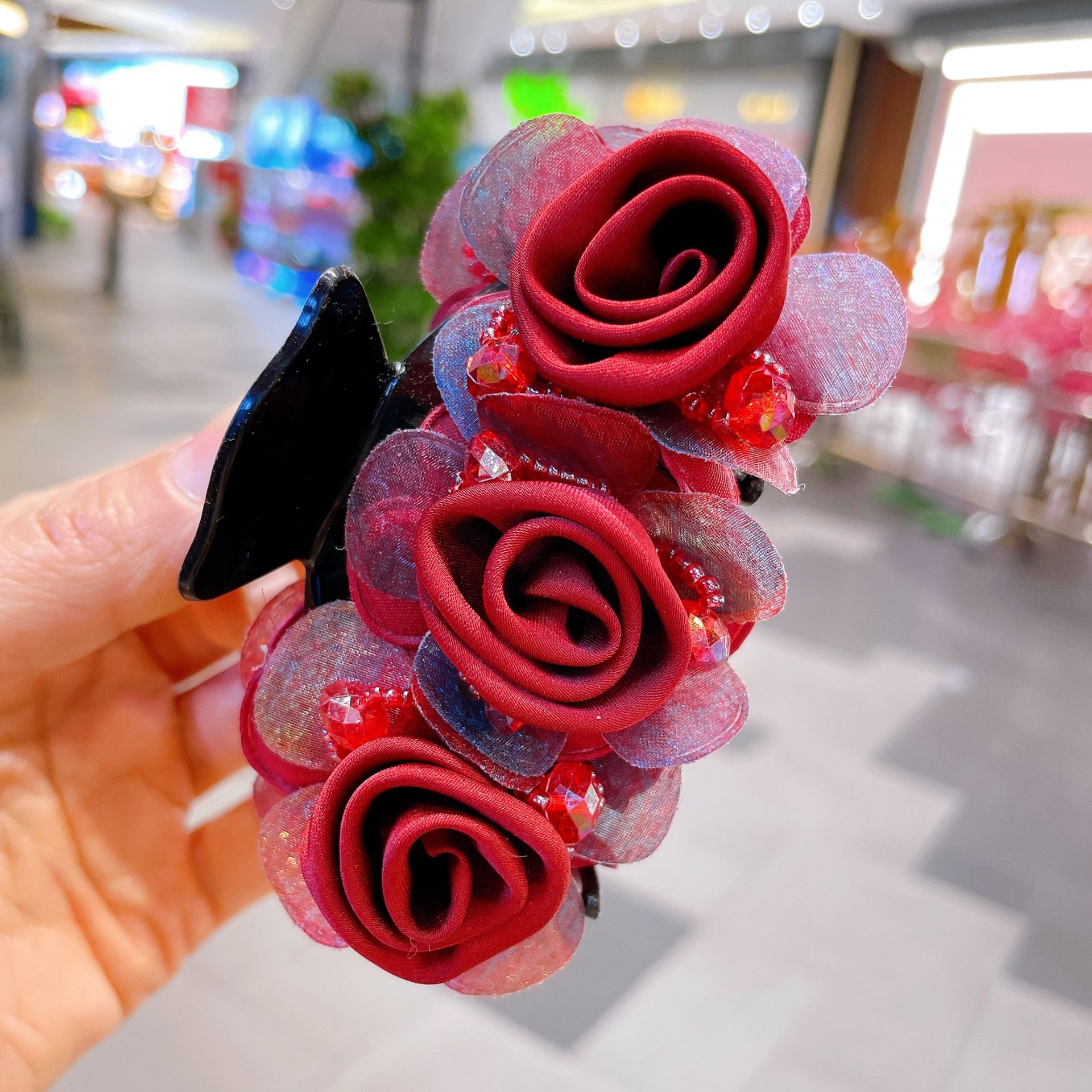 Korean Style New Rose Flower Grab Clip Fabric Rose Handmade Crystal Hair Clip Fashionable Korean Star Same Style Headwear