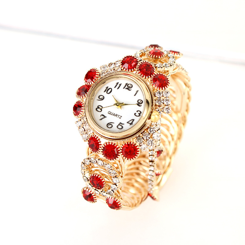 Women's New Bracelet Watch European and American Retro Women's Watch All-match Rhinestone Watch Fashionable Korean-style Tassel Quartz Wrist Watch