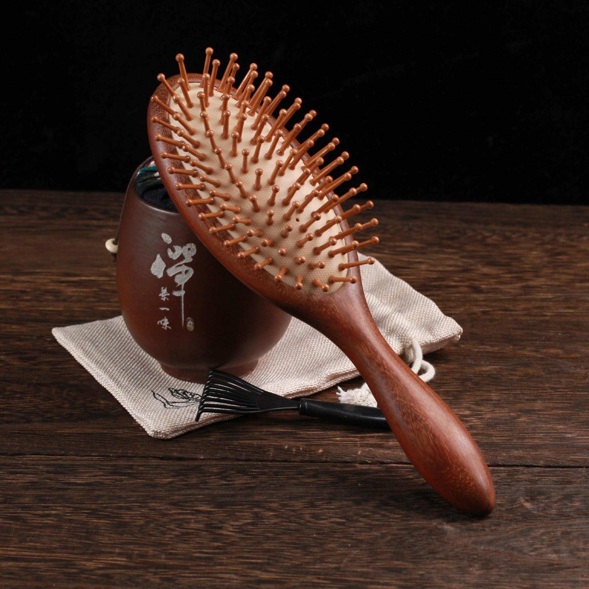 Factory gold sandalwood air cushion comb large thickened round handle scalp massage hair comb sandalwood airbag comb wholesale