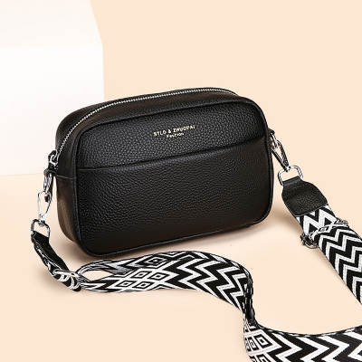 Cross-border leather women's bags wholesale 2023 new fashion simple shoulder messenger bag top layer leather small square bag