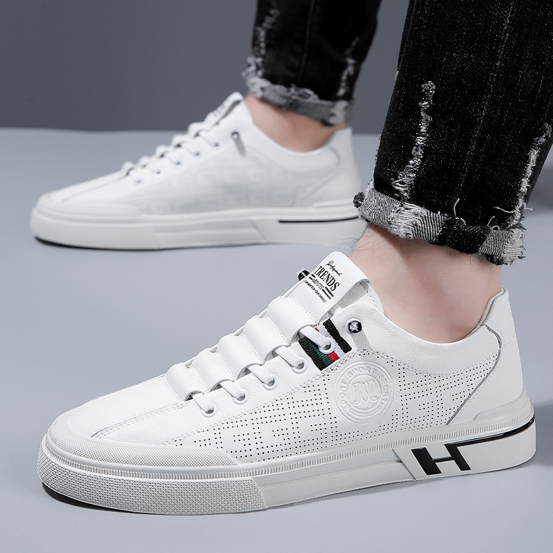 2023 Summer hollow men's casual board shoes leather soft bottom breathable single shoes explosions small white shoes