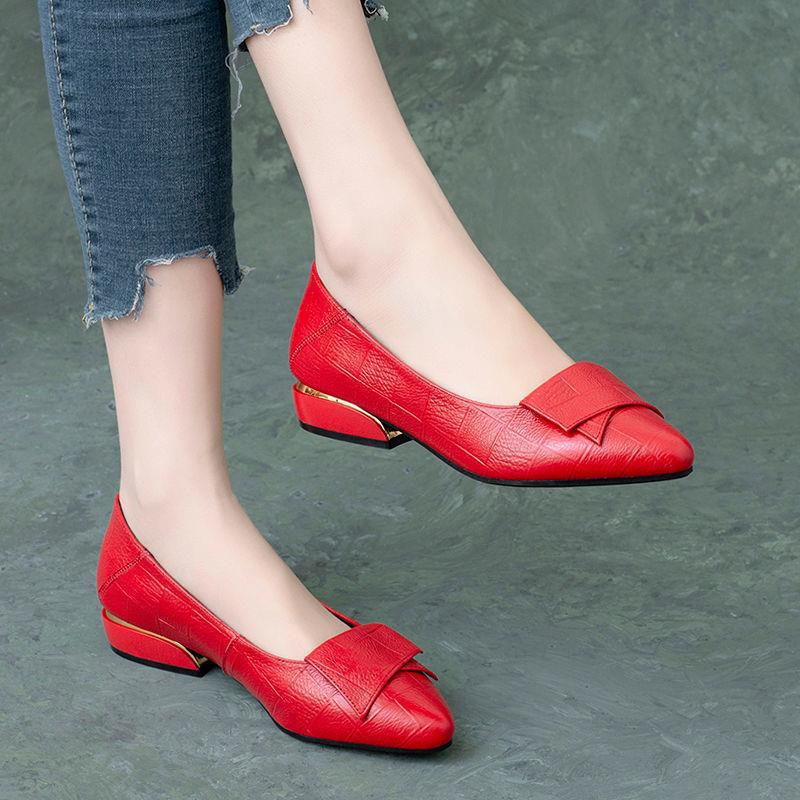 Flat Shoes Women's 2023 New Spring and Autumn Shallow Thick Heel Pointed Women's Shoes Soft Leather Soft Sole All-match Leather Shoes Work Shoes
