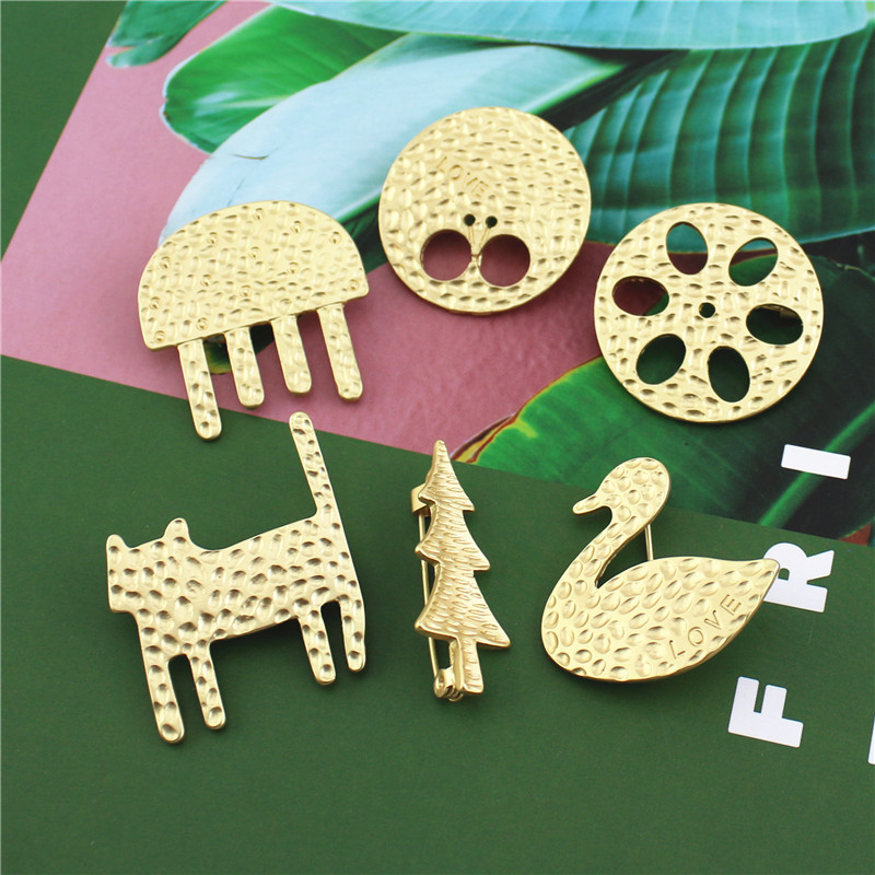 Japanese Yokawa Ming Series Foggy Gold Lotus Root Duck Pine Tree Three-dimensional Textural Clothing Accessories Female Qingdao Factory