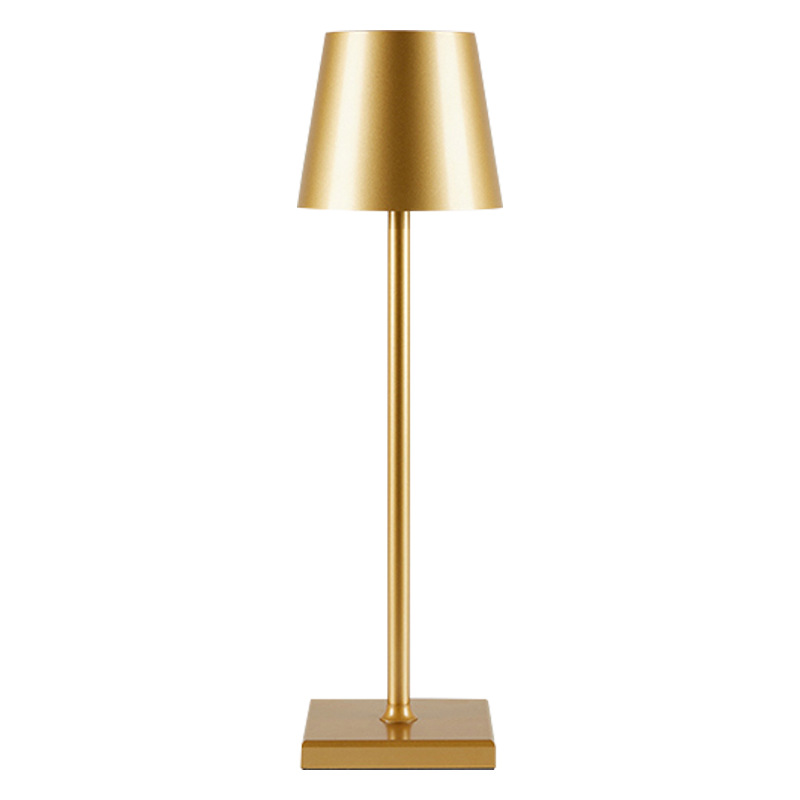 American-style Nordic LED hotel bar table desktop decoration eye protection creative USB high metal rechargeable desk lamp