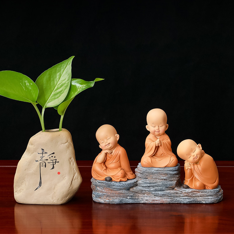 Zen little monk tea table tea table decoration living room TV cabinet home office good resin decoration gift