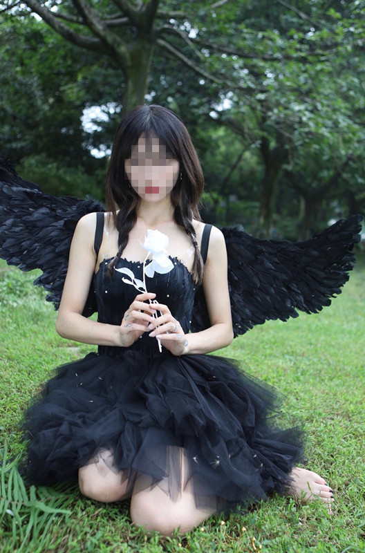 工場直売のハロウィンの翼の道具は子供の天使の羽の翼の道具の黒い翼を卸売りします。|undefined