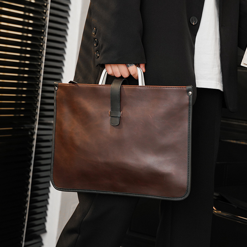 Men's Casual Shoulder Crossbody Trendy Bag Crazy Horse Leather Men's Bag Retro Handbag Classic Simple Atmospheric File Bag