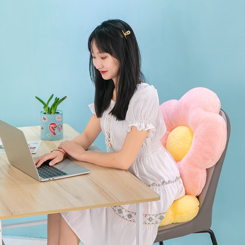 Cross-border daisy flower cushion sofa cushion office pillow plush toy doll sunflower pillow