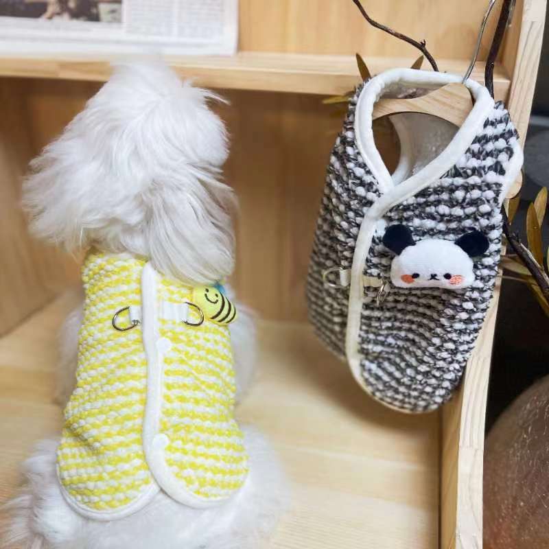 犬服ペットアパレル - 犬セーターリード穴かわいい刺デザイン|undefined