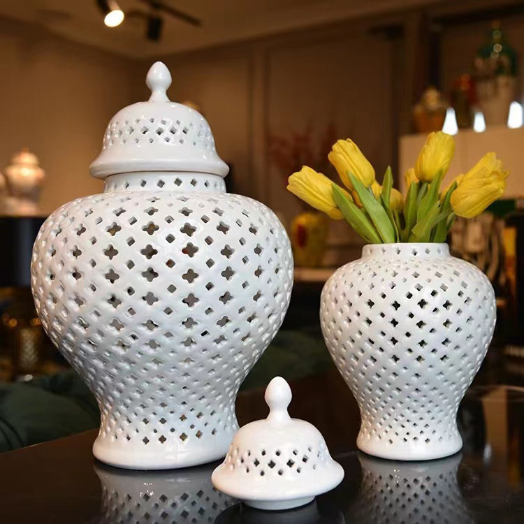 Classical Light Luxury Ceramic Carved Hollow General Jar Home Decoration Living Room Office Decoration Storage Crafts