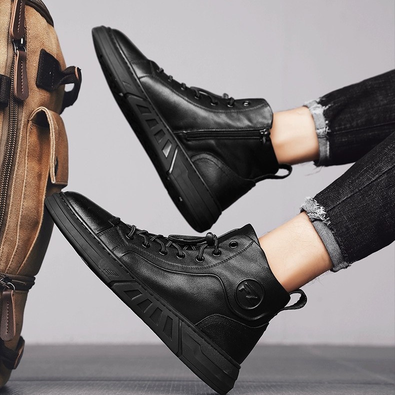 High-top men's shoes 2023 new summer sports casual sneakers breathable Korean style thick bottom increased mid-top white fashion shoes
