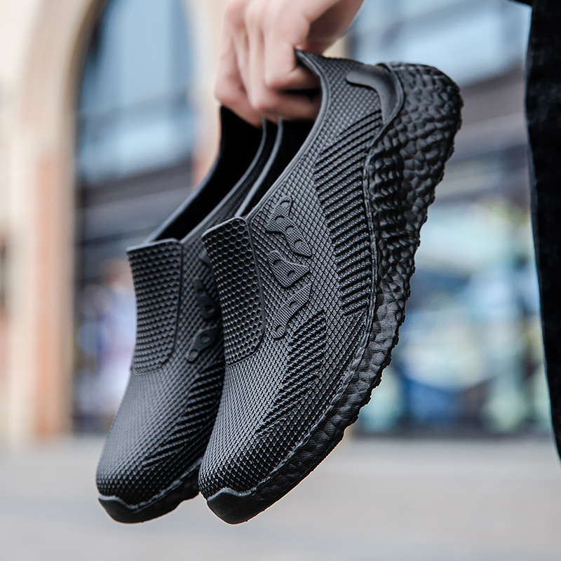 2023 new men's chef shoes rain shoes kitchen shoes waterproof shoes summer wear fashion trend water shoes men wholesale