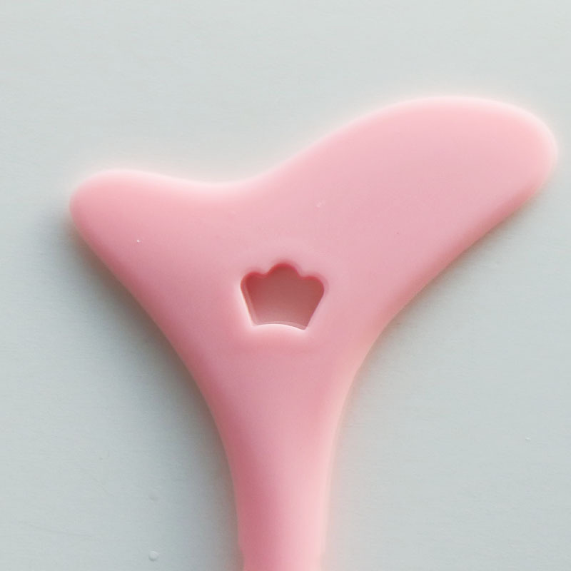 Cross-border foreign trade eyeliner aid eye makeup silicone tool lower eyelash seal artifact anti-Yin eye makeup aid