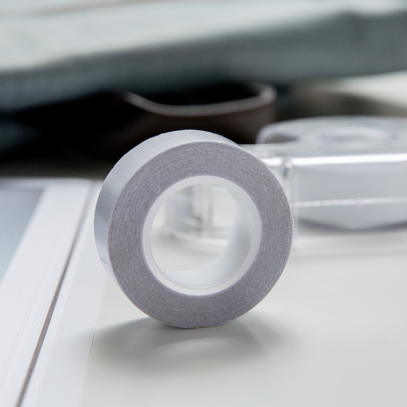 Cross-border Explosive Invisible Anti-running Light Sticker Double-sided Adhesive Replacement Reel Breakpoint Shirt Shoulder Strap Seamless V-neck Underwear