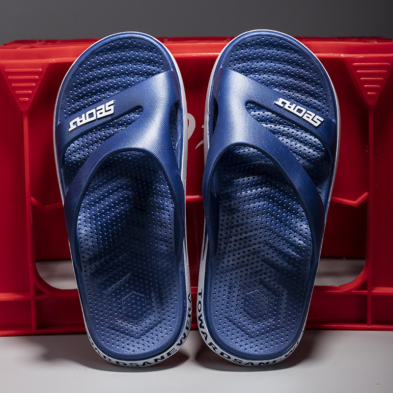 Wholesale new Korean style slippers men's outdoor wear summer household thick-soled indoor and outdoor beach men's sandals