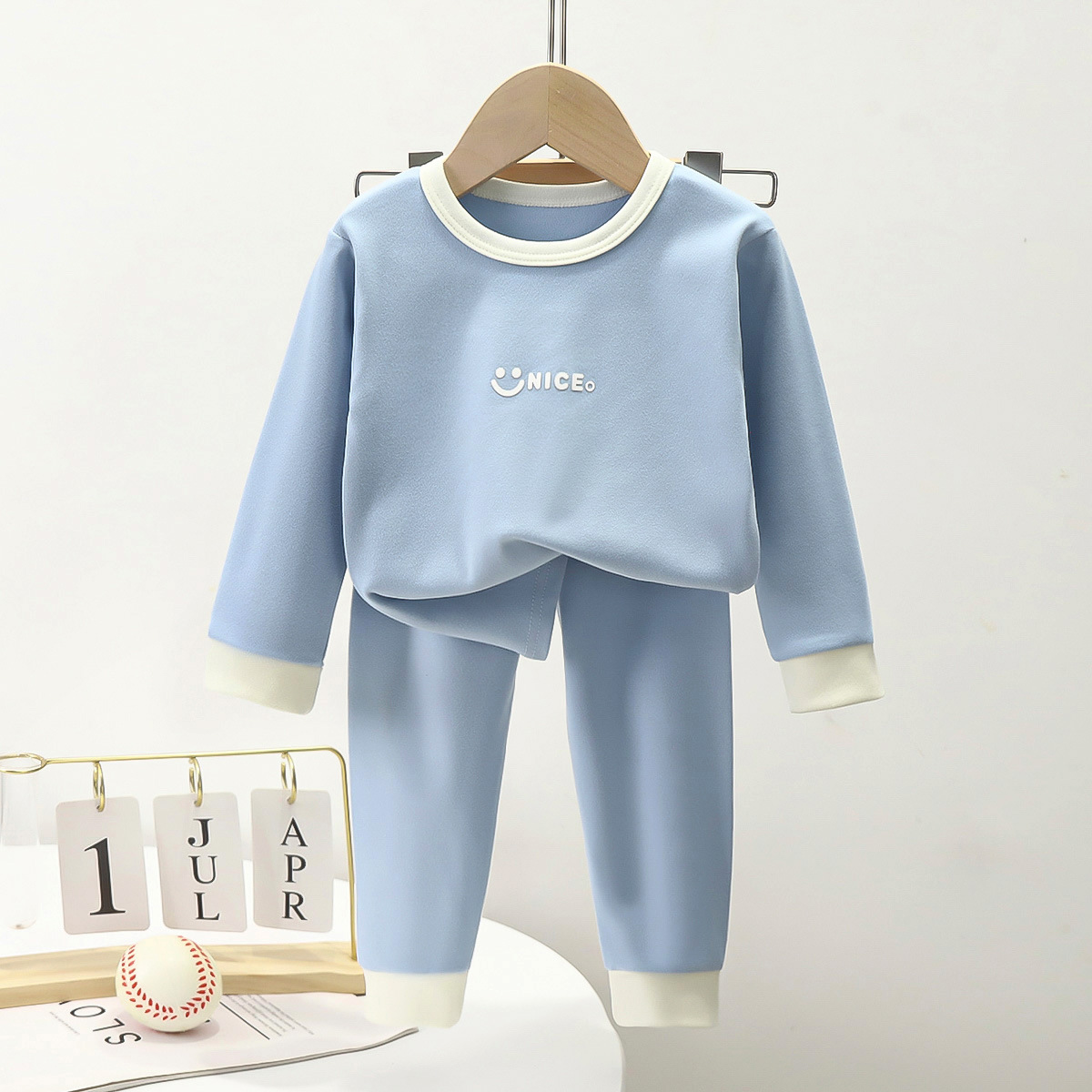 New children's De velvet thermal underwear suit boys and girls autumn and winter pajamas home wear middle and big children's autumn clothes long pants