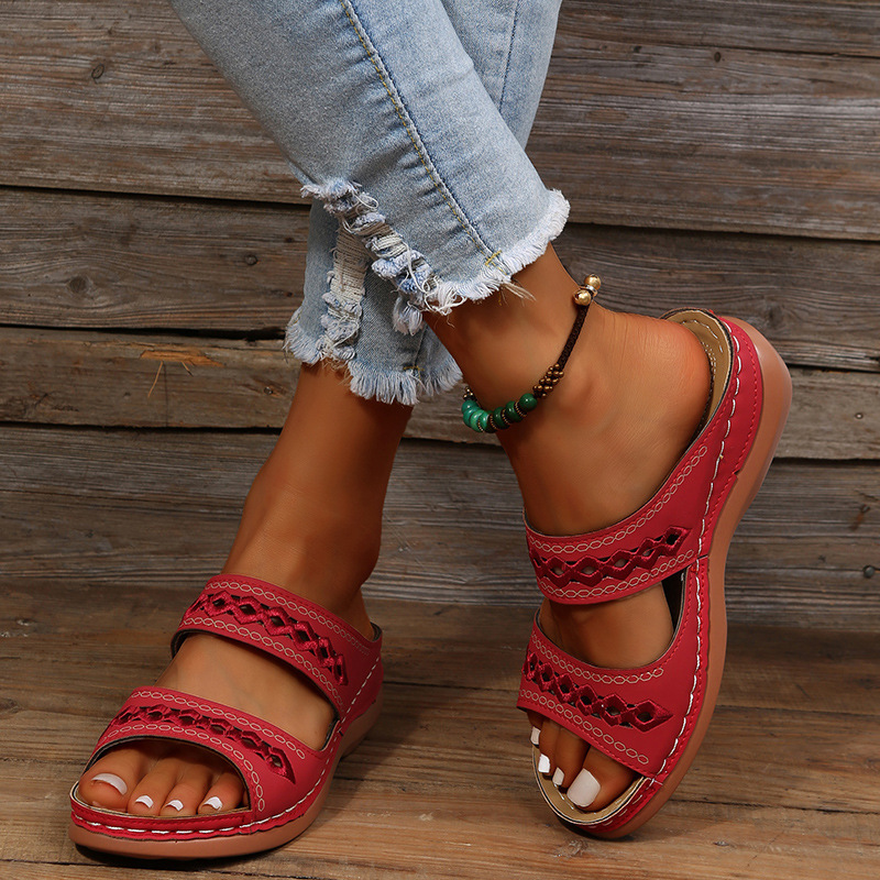 Outfit Cross-border Foreign Trade New plus size Slippers Retro Women's Non-slip Round-toe Wedge Comfortable Sandals
