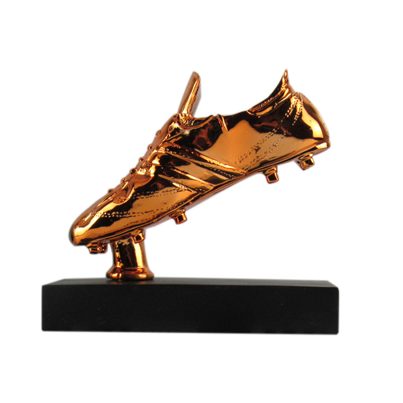 Golden Boot award trophy football World Cup fans souvenir shooter goalkeeper games awards must-have good things