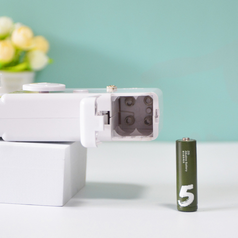 Handheld portable sewing machine handy stitch household multifunctional mini electric sewing machine wholesale