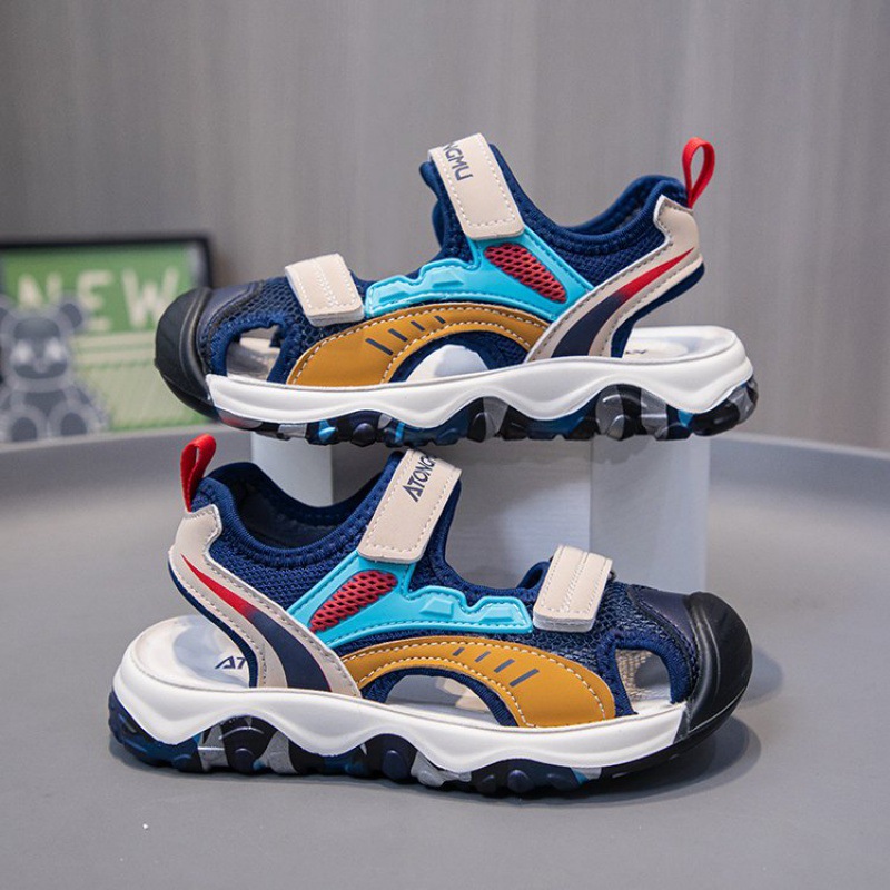 Children's Sandals Boys 2024 New Summer Handsome Non-slip Sports Sandals Soft Bottom Boys Beach Shoes Large Children